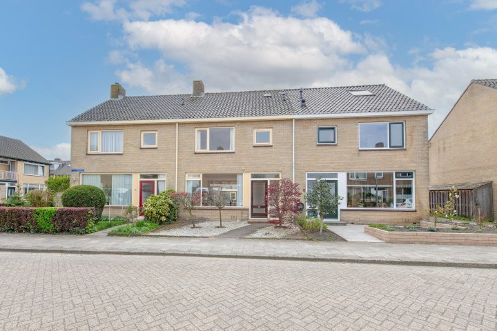Hoofdafbeelding Johannes Vermeerstraat 3