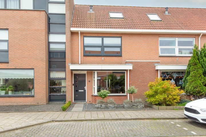 Hoofdafbeelding Zomertaling 14