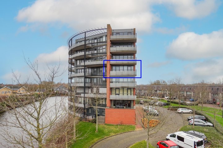 Hoofdafbeelding Stella Agsteribbeland 65